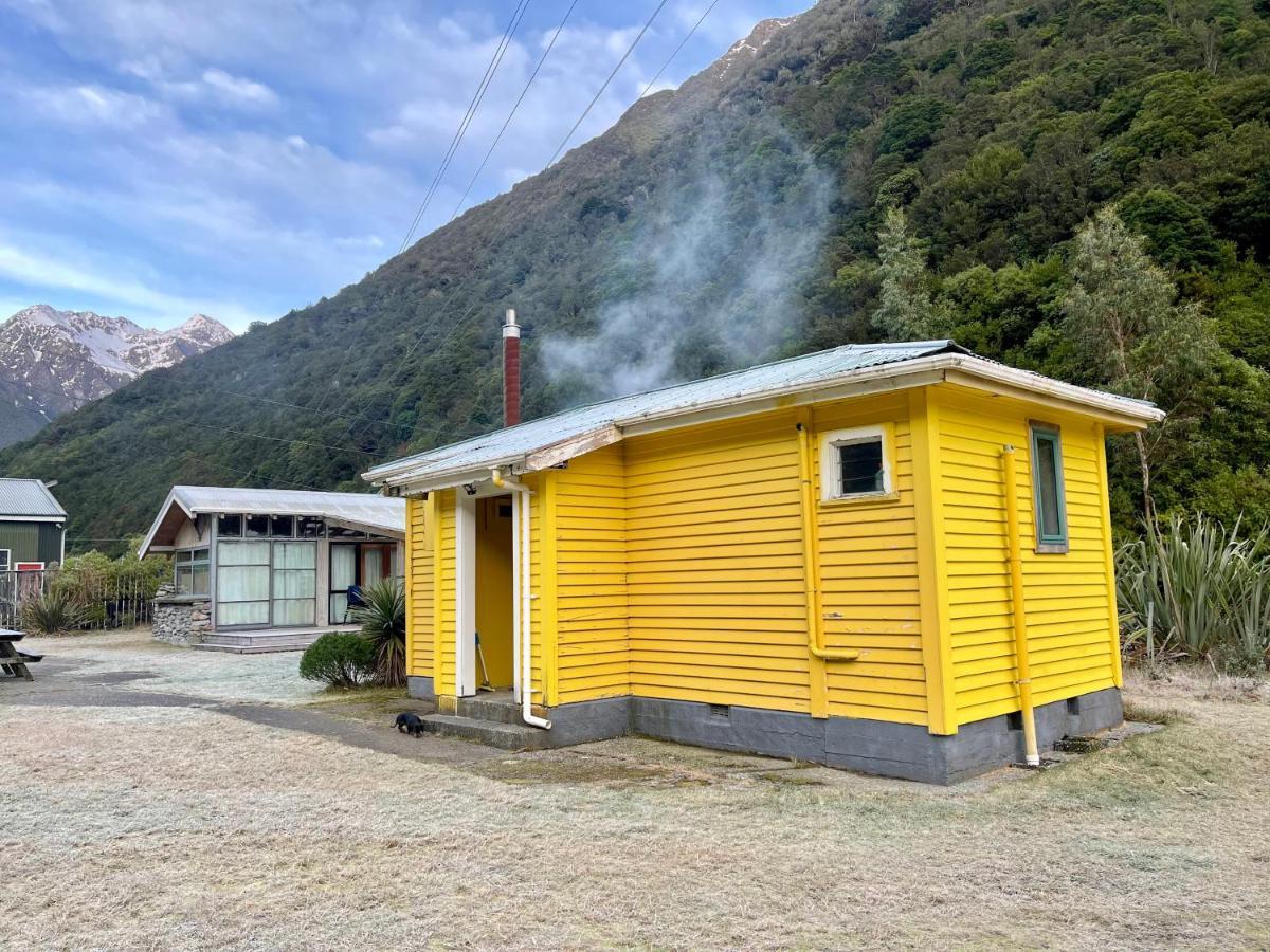 Basic, Super 'Cosy' Cabin In The Middle Of National Park And Mountains Διαμέρισμα Otira Εξωτερικό φωτογραφία