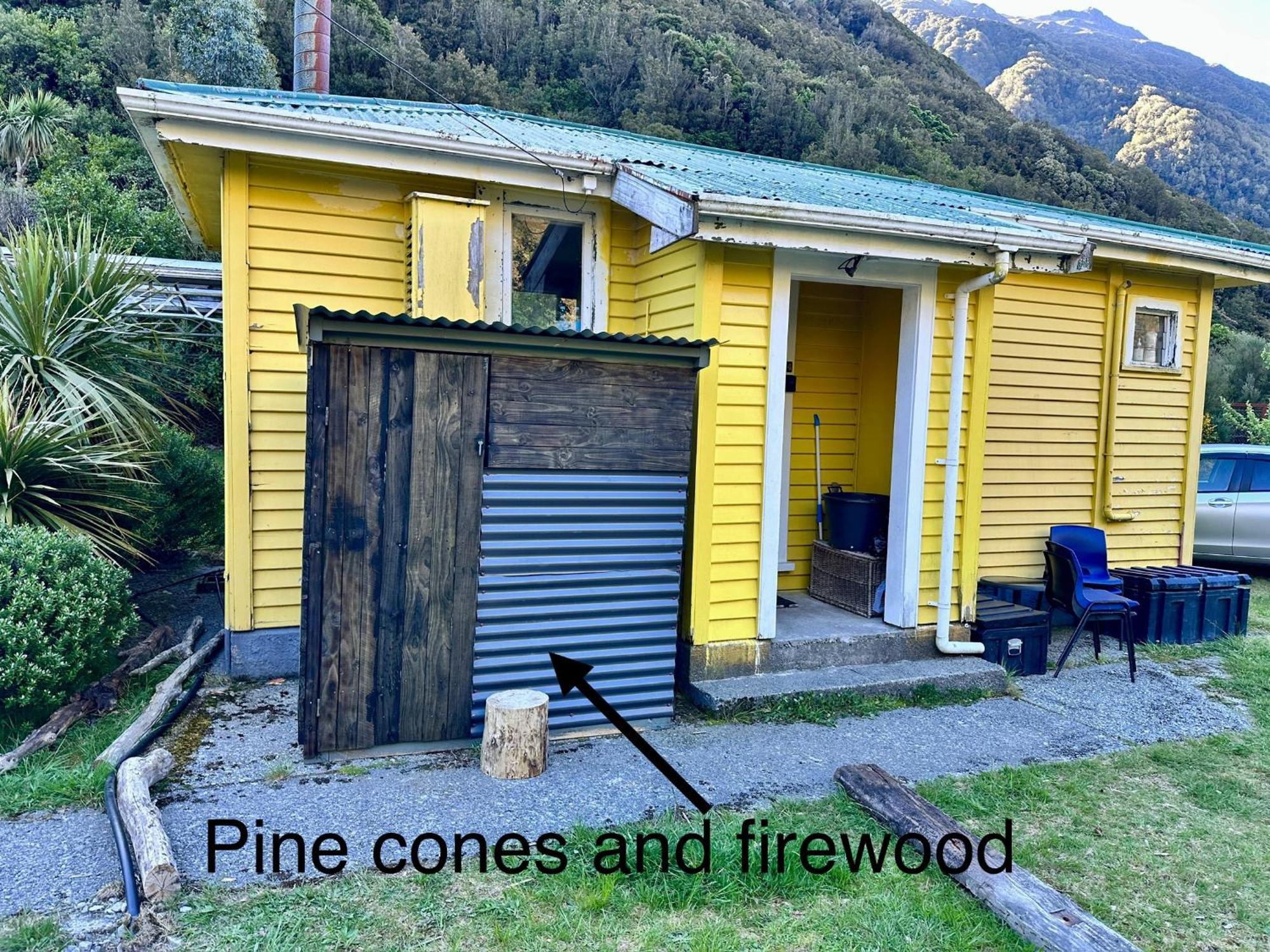 Basic, Super 'Cosy' Cabin In The Middle Of National Park And Mountains Διαμέρισμα Otira Εξωτερικό φωτογραφία